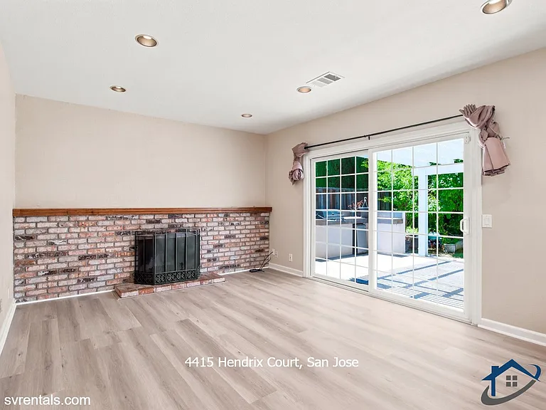 4415 Hendrix Ct — Photo 6