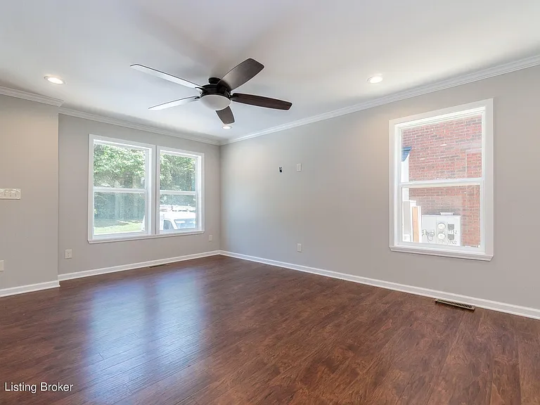 11502 Bellewood Garden Ct — Photo 37