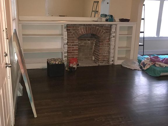 2nd image of 5514 Forest Ave