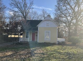 420 E Franklin St, Siloam Springs, AR 72761