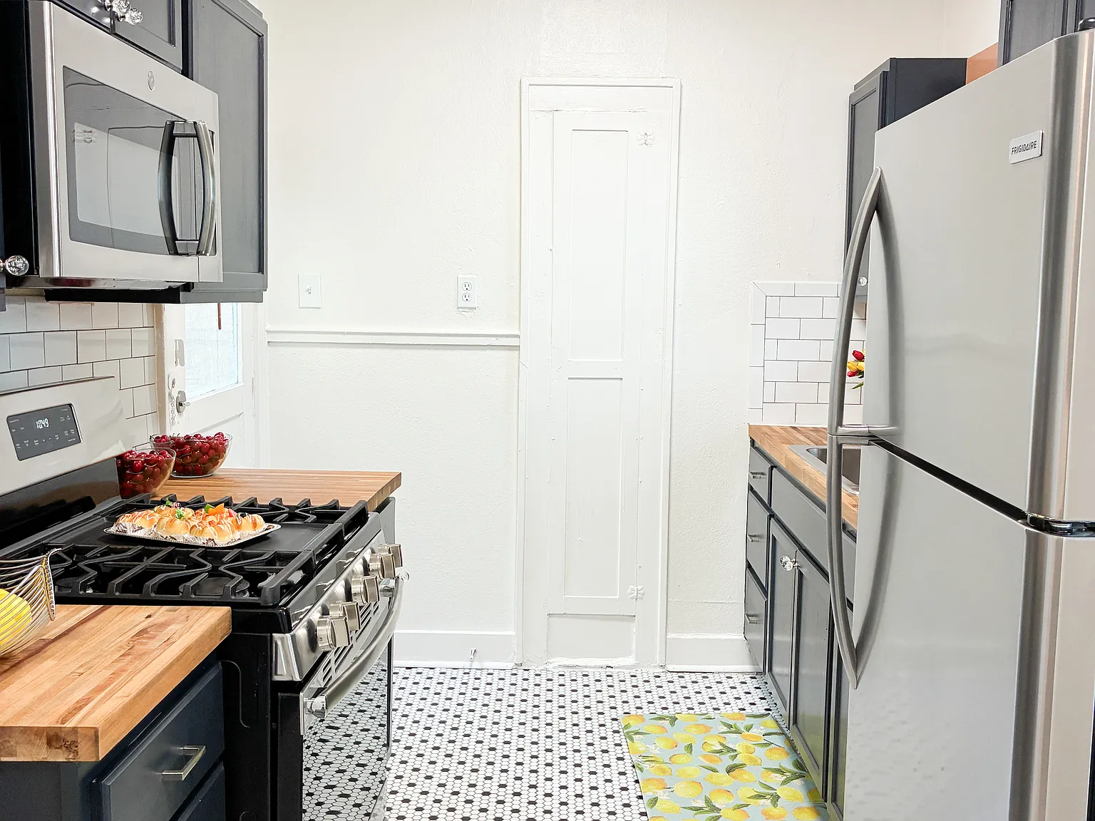 Studio, 450 sqft, $935 — Photo 4