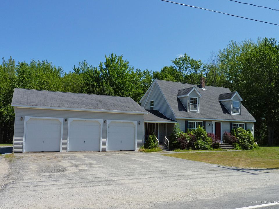 2nd image of 212 Bayside Rd