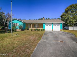 104 Sandpiper Ct, Newport, NC 28570