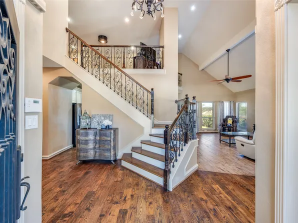 3807 Keystone Ct, Carrollton, TX 75007