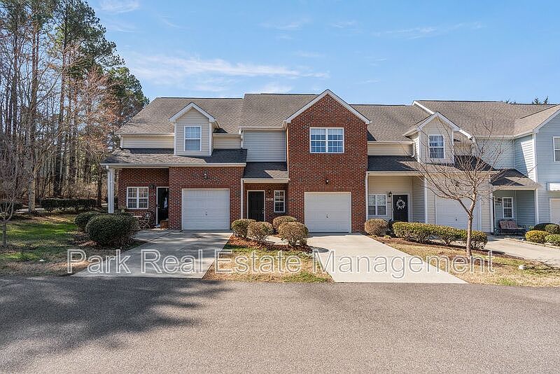 1st image of 285 Plaza Dr Unit B