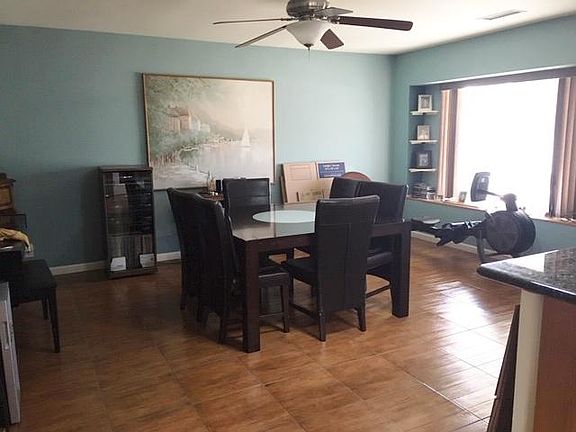 3rd image of 10225 Woodpark Dr