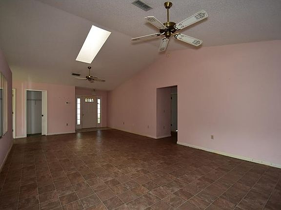 5th image of 1414 New Abbey Ave