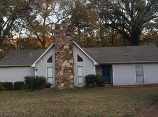 4450 Walden Glen Cv, Memphis, TN 38128