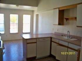 3rd image of 5315 Lake Dr