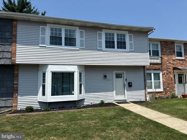 1907 Inkberry Ln, Bensalem, PA 19020