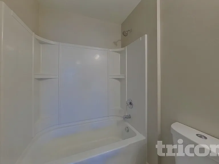 1048 Silverberry St — Photo 13