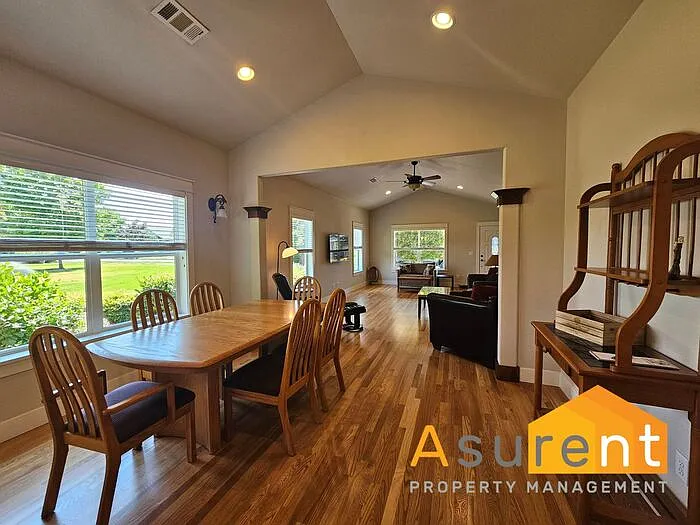 1160 Boulder Ridge St — Photo 11