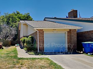 6710 Ports O Call Dr, Rowlett, TX 75088
