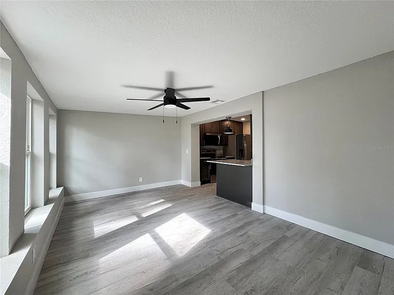 2346 Section Dr — Photo 14