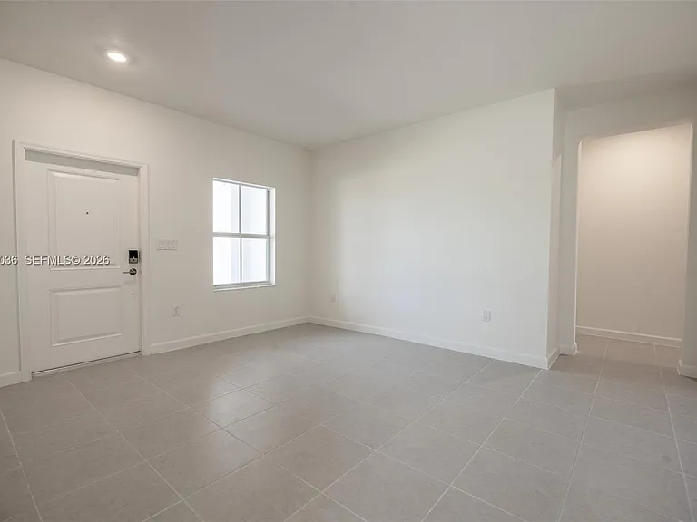 2485 SE 29th Dr — Photo 17