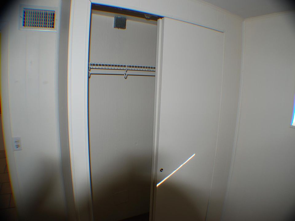 1st image of 586 1/2 Revilo Blvd