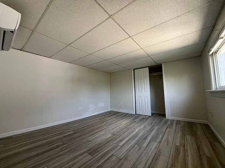 114 N Union St — Photo 5