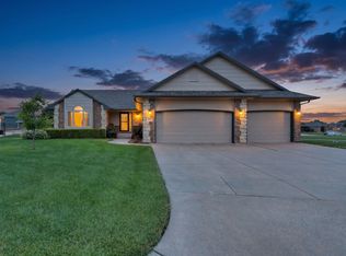 2519 W Rio Vista Ct, Wichita, KS 67204