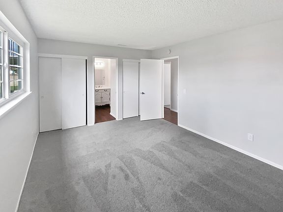 5th image of 4751 Belmont Pl
