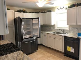 127 Fire Tower Rd, Milford, PA 18337