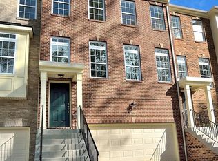 7886 Saint Dolores Dr, Lorton, VA 22079