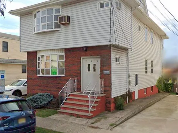 59 Wood St, Garfield, NJ 07026