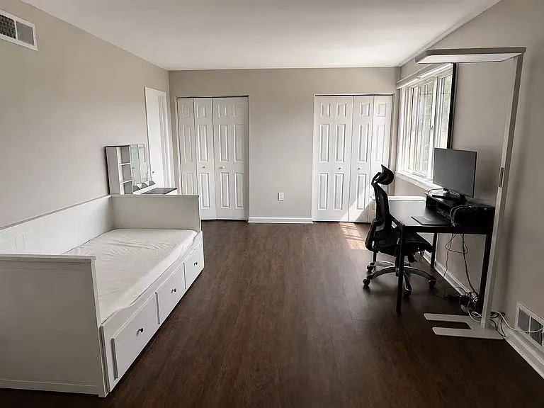 2788 Bingham Dr — Photo 12