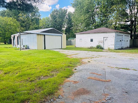 5th image of 71232 Ironwood Dr