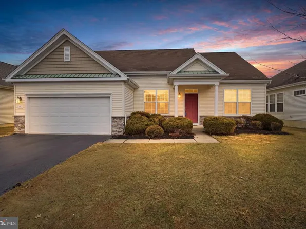 76 Portland St, Barnegat, NJ 08005