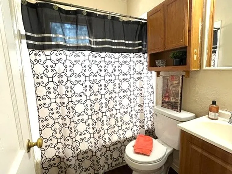 2329 Mustang St — Photo 19