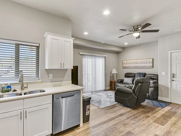 5310 N Union Blvd #101 — Photo 25