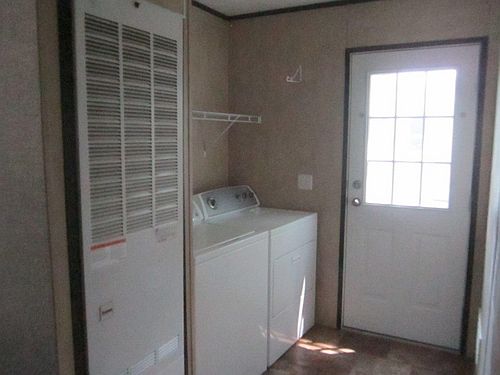 3rd image of 438 S Amber Dr SE