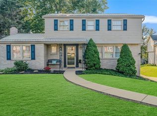 123 Greylock Dr, Pittsburgh, PA 15235