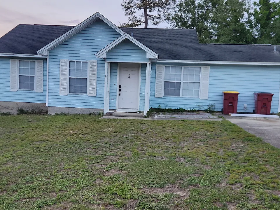 324 Ray Ave