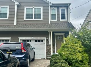 14 McCall Ave, Livingston, NJ 07039