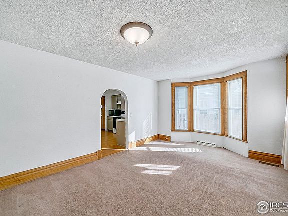 4th image of 411 E 3rd St
