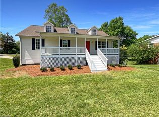 1144 Liberty Dr, Thomasville, NC 27360