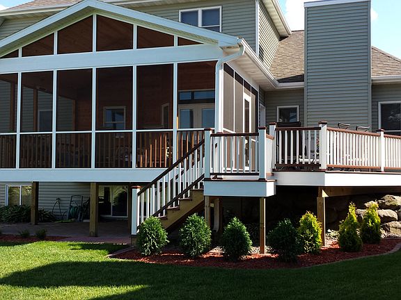 Maintenance-free deck