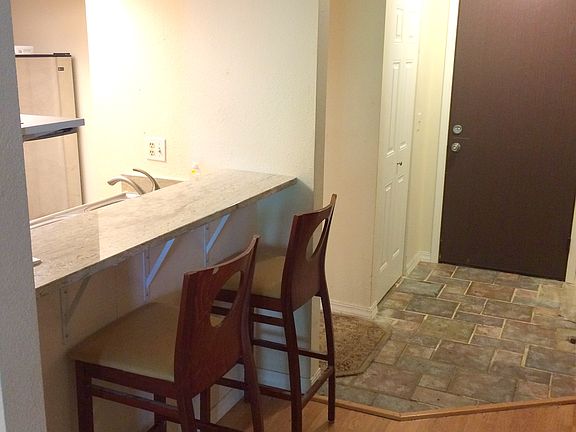 3rd image of 14405 NE 32nd St APT K303