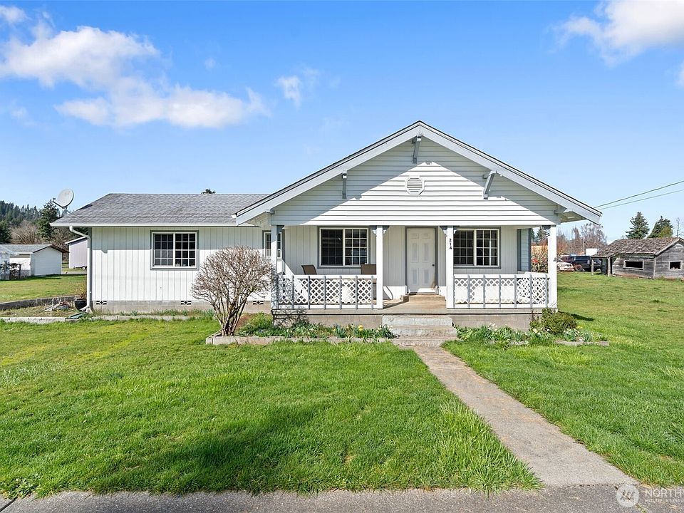 1st image of 214 Pe Ell Avenue W