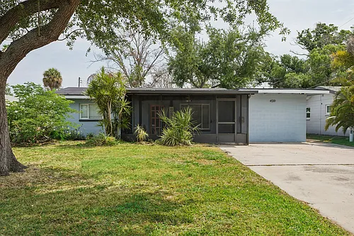 4519 Venetian Blvd NE #1 Photo 1