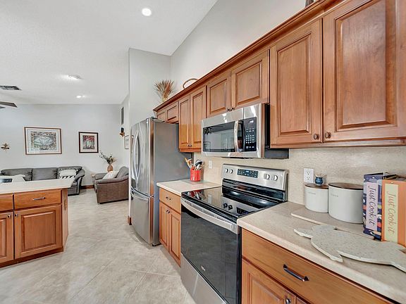 3rd image of 5301 NW 65th Terrace