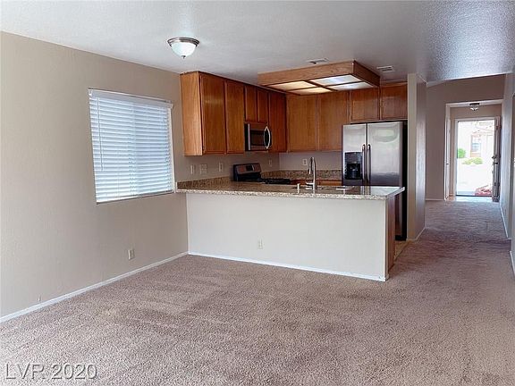 4th image of 4794 Farlington Dr