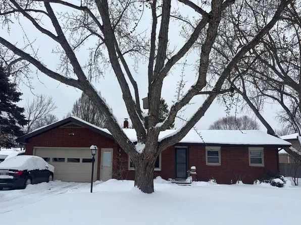 3559 Crestview Rd, Saint Joseph, MI 49085