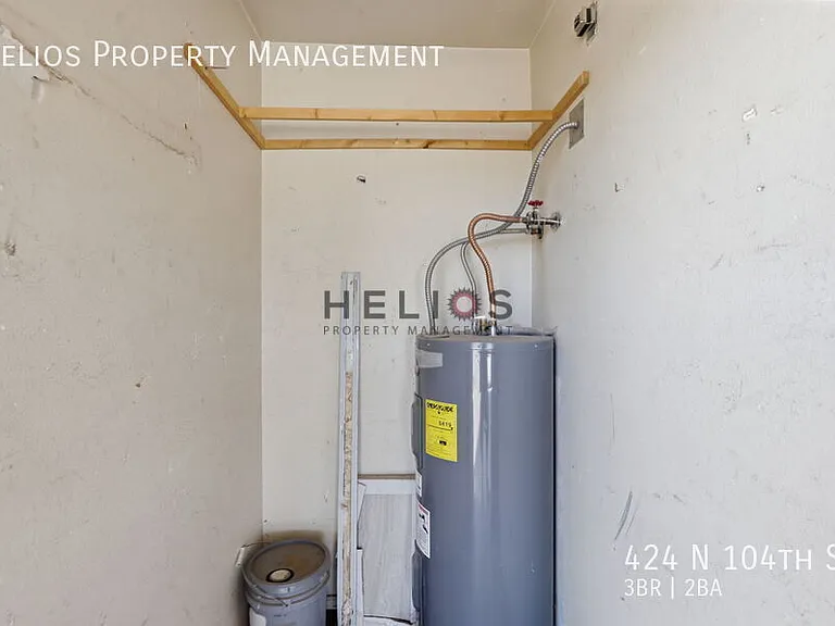 424 N 104th St — Photo 5