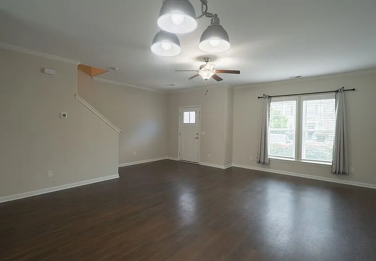 92 Reese Way — Photo 9