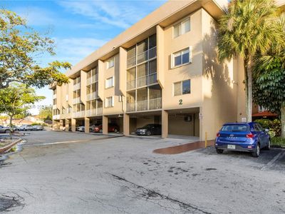 17000 NW 67th Ave APT 438, Hialeah, FL, 33015