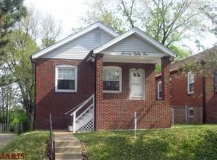 7085 Pernod Ave, Saint Louis, MO
