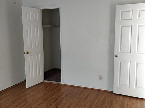 4th image of 535 Arborview Dr