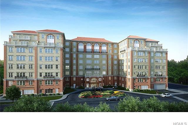 1st image of 10 Byron Pl #611